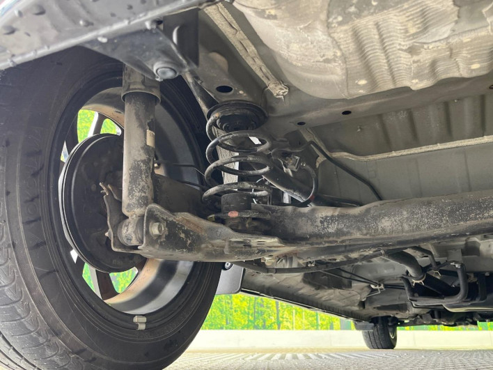 2018 Honda N-BOX CUSTOM DBA-JF3 (UW-6a111a5a02f9f)[25]