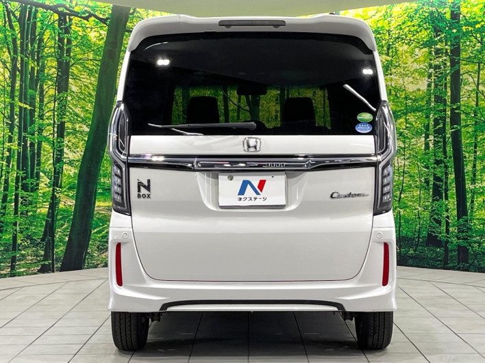 2019 Honda N-BOX CUSTOM DBA-JF3 (UW-6a111a5a9f8e1)[10]
