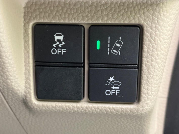 2018 Honda N-BOX DBA-JF3 (UW-6a111a5cd6e5d)[9]