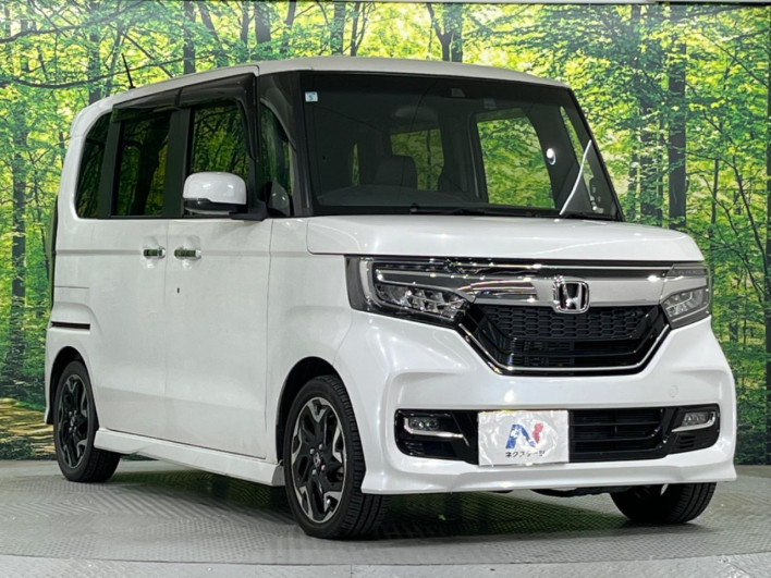 2019 Honda N-BOX CUSTOM DBA-JF3 (UW-6a111a5ee2740)[17]