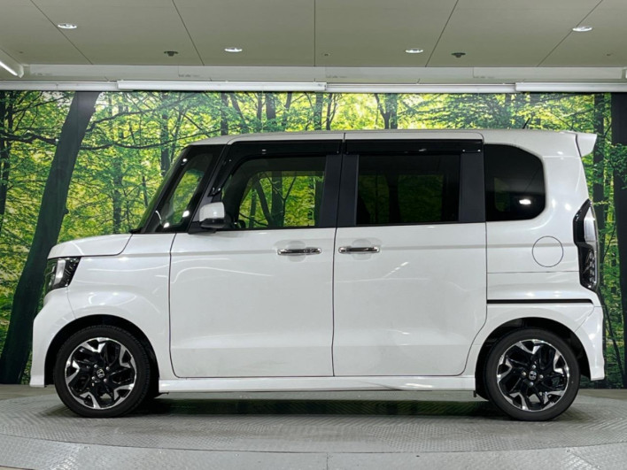 2019 Honda N-BOX CUSTOM DBA-JF3 (UW-6a111a5ee2740)[12]