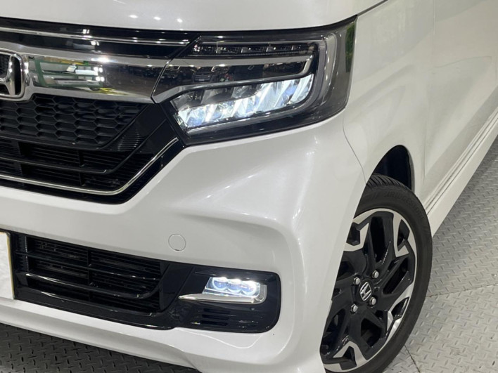 2019 Honda N-BOX CUSTOM DBA-JF3 (UW-6a111a5ee2740)[9]