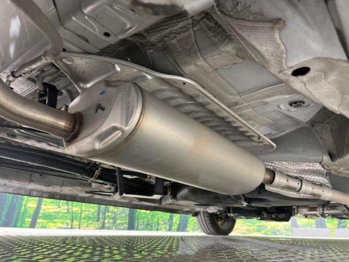 2019 Honda N-BOX CUSTOM DBA-JF3 (UW-6a111a5ee2740)[27]
