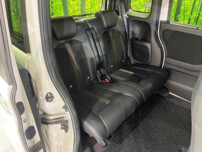 2019 Honda N-BOX CUSTOM DBA-JF3 (UW-6a111a5ee2740)[20]