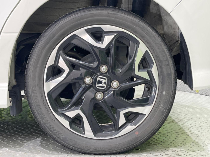 2019 Honda N-BOX CUSTOM DBA-JF3 (UW-6a111a5ee2740)[5]
