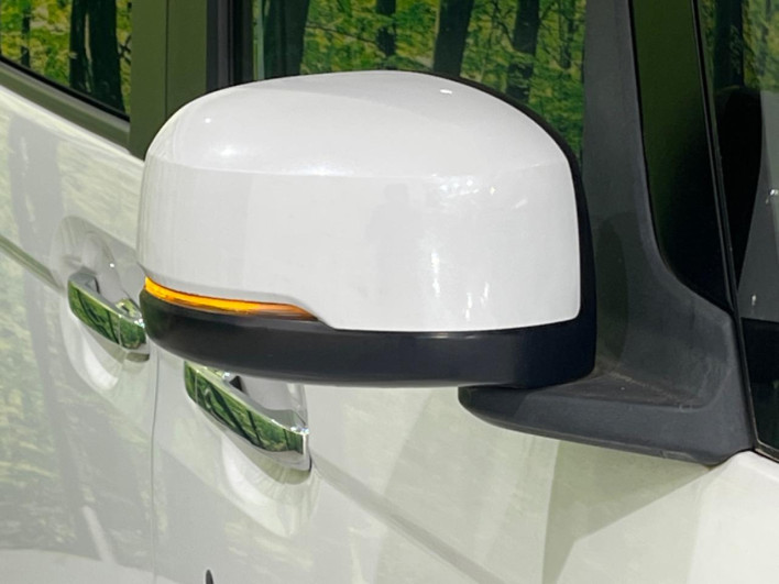 2019 Honda N-BOX CUSTOM DBA-JF3 (UW-6a111a5ee2740)[8]