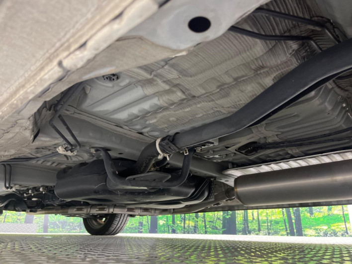 2019 Honda N-BOX CUSTOM DBA-JF3 (UW-6a111a5ee2740)[28]