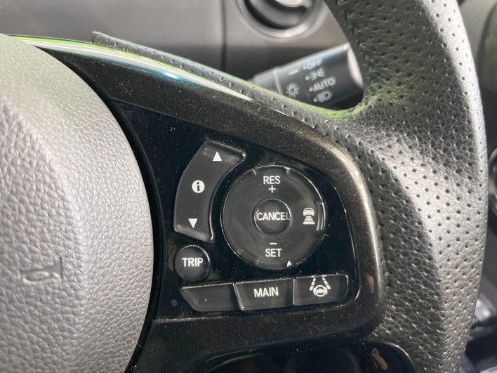2020 Honda N-BOX CUSTOM 6BA-JF3 (UW-6a111a5f65c18)[29]