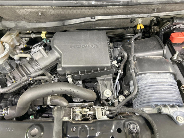 2022 Honda N-BOX CUSTOM 6BA-JF3 (UW-6a111a6072e33)[4]