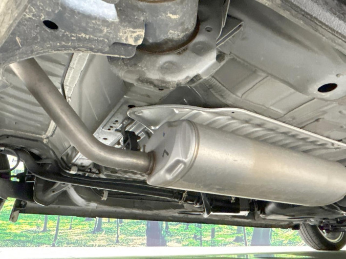 2022 Honda N-BOX CUSTOM 6BA-JF3 (UW-6a111a6072e33)[24]