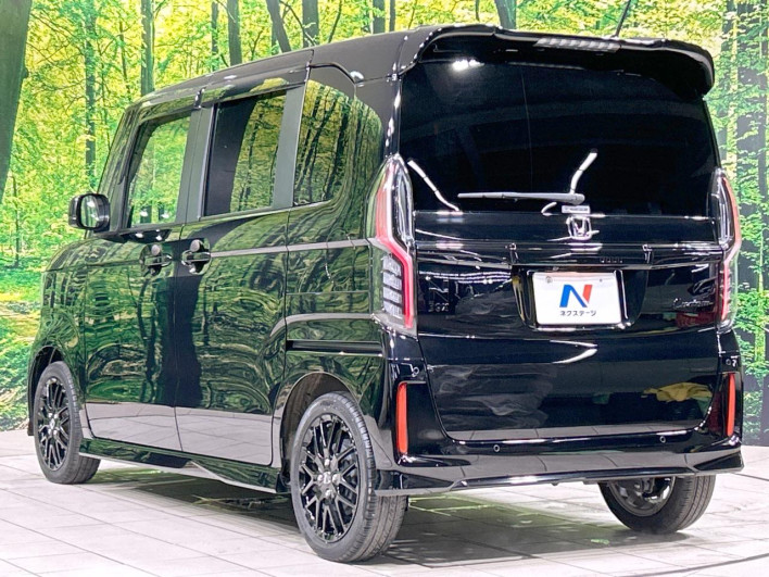 2022 Honda N-BOX CUSTOM 6BA-JF3 (UW-6a111a6072e33)[19]
