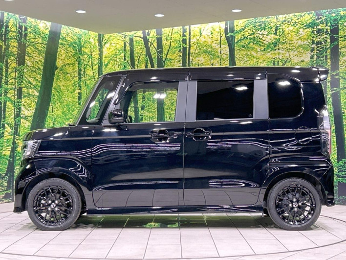 2022 Honda N-BOX CUSTOM 6BA-JF3 (UW-6a111a6072e33)[20]