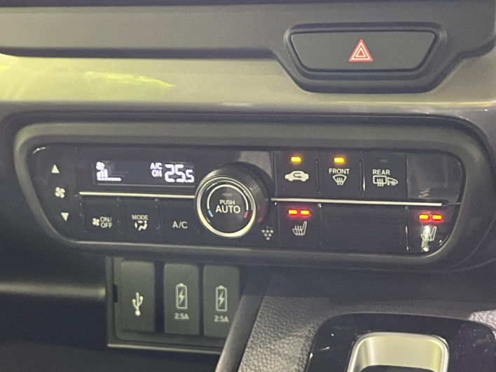 2023 Honda N-BOX CUSTOM 6BA-JF4 (UW-6a111a668d706)[23]