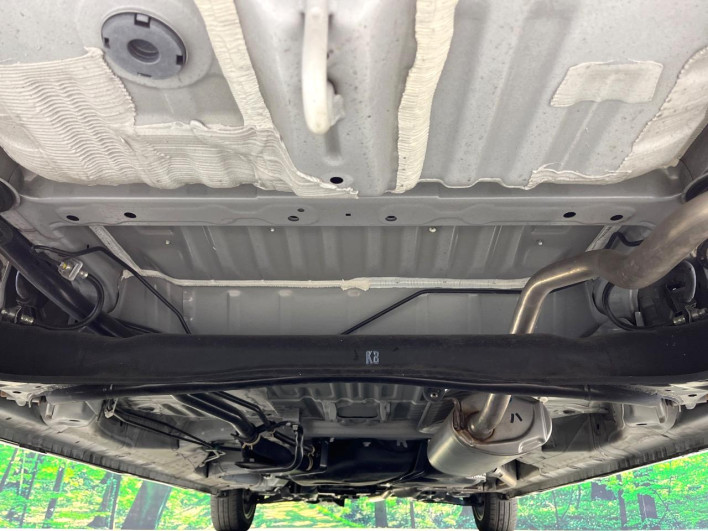 2023 Honda N-BOX CUSTOM 6BA-JF5 (UW-6a111a66b359d)[14]