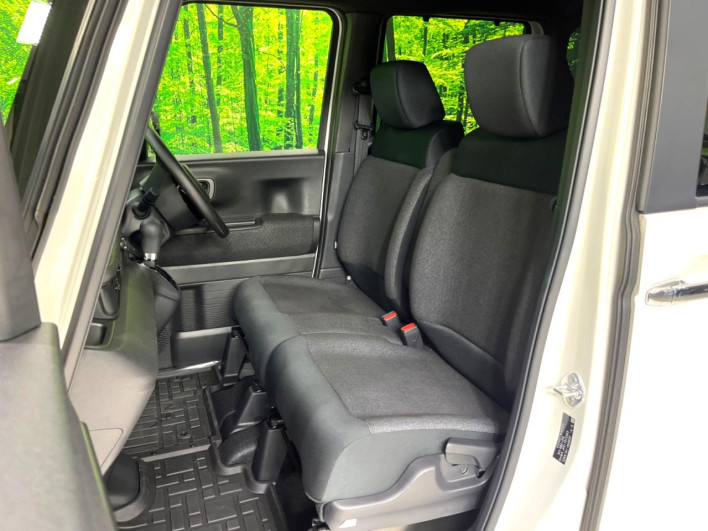 2024 Honda N-BOX CUSTOM 6BA-JF5 (UW-6a111a67e1592)[26]