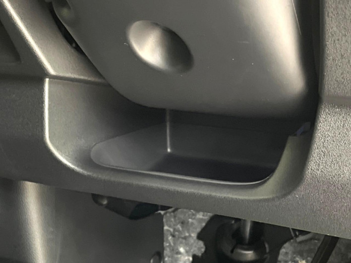 2024 Honda N-BOX CUSTOM 6BA-JF5 (UW-6a111a67e1592)[11]