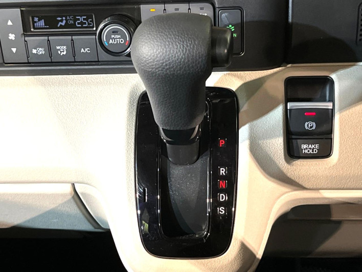2025 Honda N-BOX 6BA-JF5 (UW-6a111a6d96627)[16]