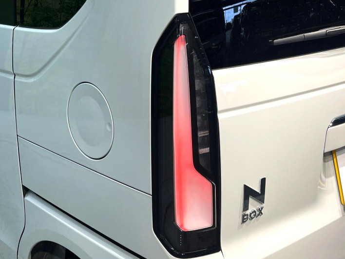 2026 Honda N-BOX CUSTOM 6BA-JF5 (UW-6a111a6dcaabf)[23]