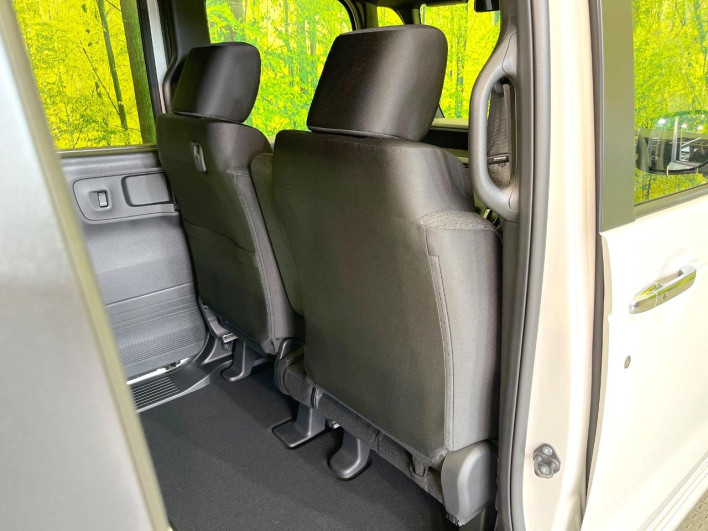 2026 Honda N-BOX CUSTOM 6BA-JF5 (UW-6a111a6e41090)[7]