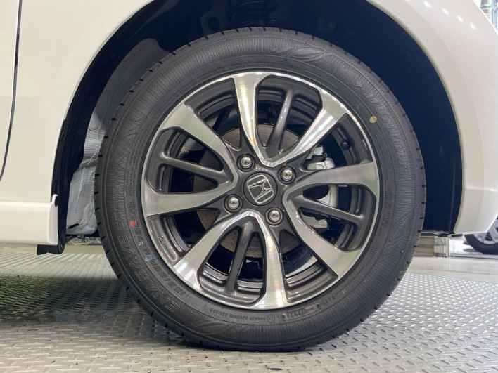2026 Honda N-BOX CUSTOM 6BA-JF5 (UW-6a111a6e8d2d1)[15]