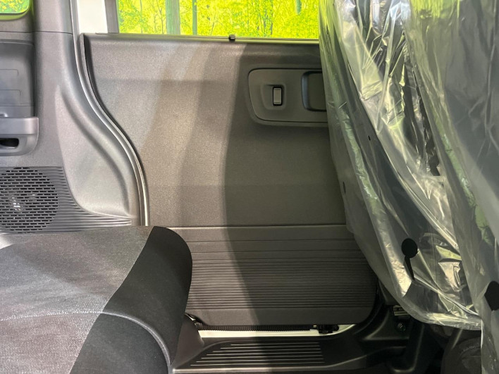 2026 Honda N-BOX CUSTOM 6BA-JF5 (UW-6a111a6e8d2d1)[25]