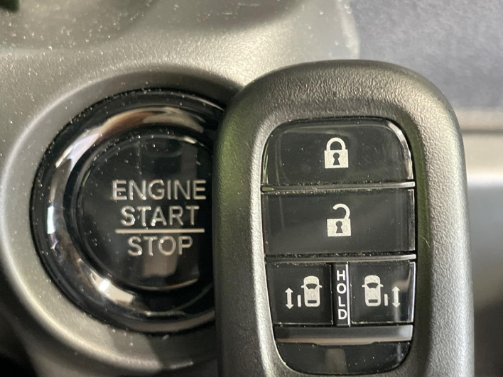 2025 Honda N-BOX CUSTOM 6BA-JF5 (UW-6a111a705b2b3)[5]