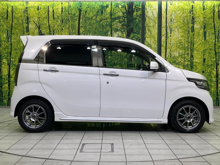 2019 Honda N-WGN Custom DBA-JH1 (UW-6a111a786adc8)[11]