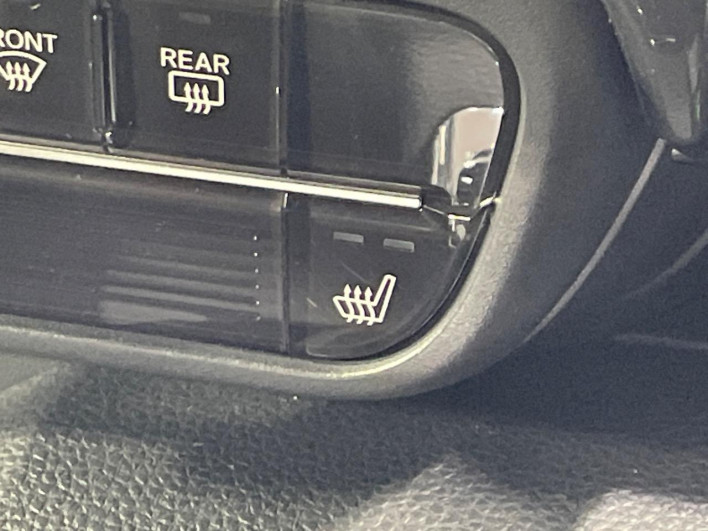 2020 Honda N-WGN Custom 6BA-JH3 (UW-6a111a7a2e296)[11]