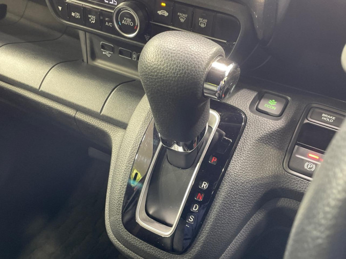 2020 Honda N-WGN Custom 6BA-JH3 (UW-6a111a7a2e296)[12]