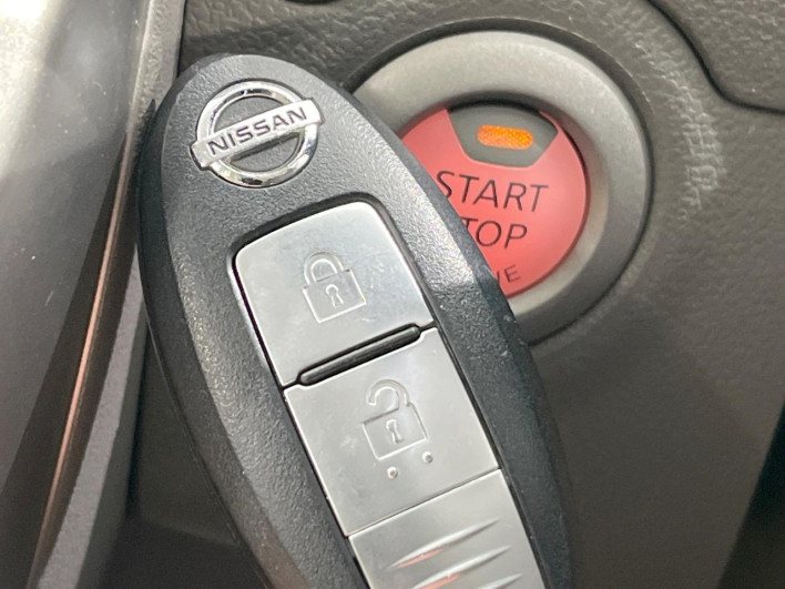2016 Nissan March DBA-K13 (UW-6a111a7c9dcb6)[29]