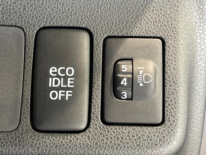 2015 Daihatsu Mira Cocoa DBA-L675S (UW-6a111a8ea8b01)[15]
