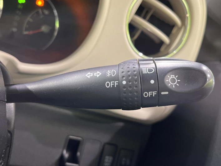 2013 Daihatsu Mira Cocoa DBA-L685S (UW-6a111a8ebefee)[21]