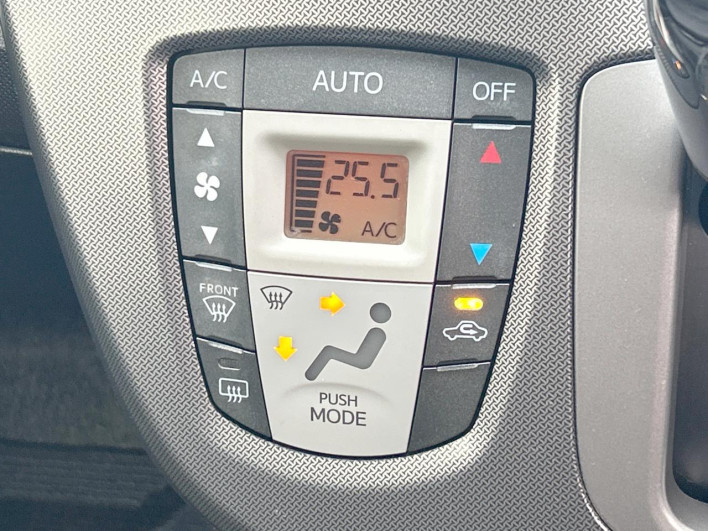 2014 Subaru Stella DBA-LA100F (UW-6a111a8ef00f5)[18]