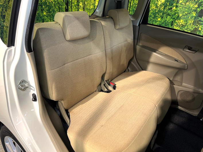 2011 Daihatsu Move DBA-LA100S (UW-6a111a8f1bd9f)[24]