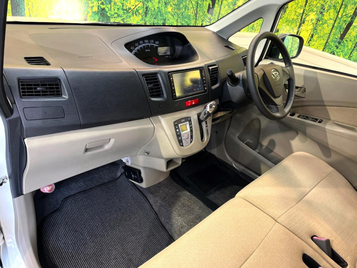 2011 Daihatsu Move DBA-LA100S (UW-6a111a8f1bd9f)[27]