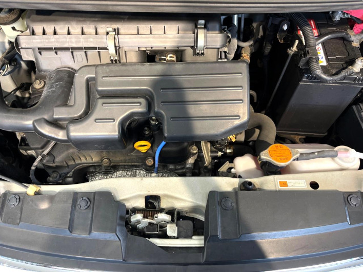 2011 Daihatsu Move DBA-LA100S (UW-6a111a8f1bd9f)[4]