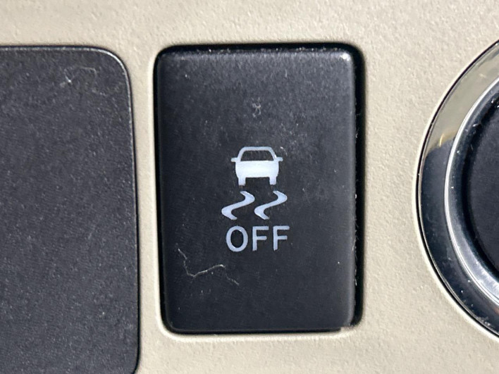 2014 Daihatsu Move DBA-LA100S (UW-6a111a91399cf)[9]