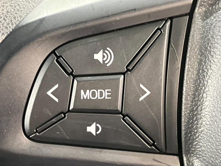 2015 Daihatsu Cast DBA-LA250S (UW-6a111a936110c)[25]