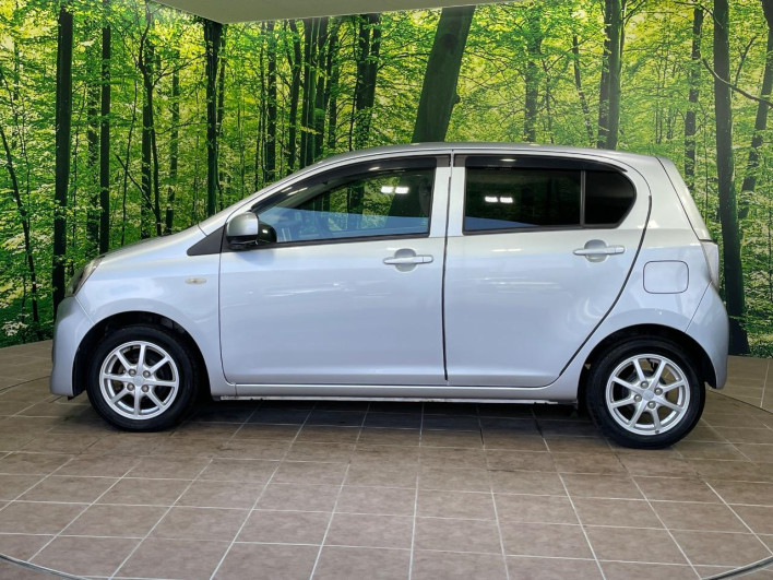 2017 Daihatsu Mirai Ease DBA-LA300S (UW-6a111a964f250)[14]