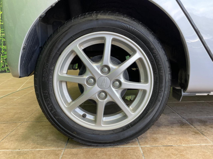 2017 Daihatsu Mirai Ease DBA-LA300S (UW-6a111a964f250)[22]