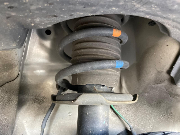 2017 Daihatsu Mirai Ease DBA-LA300S (UW-6a111a964f250)[24]