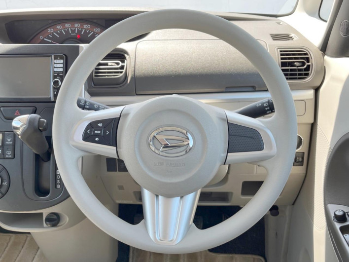 2013 Daihatsu Tanto DBA-LA600S (UW-6a111a9c6a656)[19]