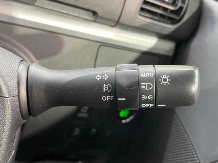 2014 Daihatsu Tanto DBA-LA600S (UW-6a111a9d93da2)[26]