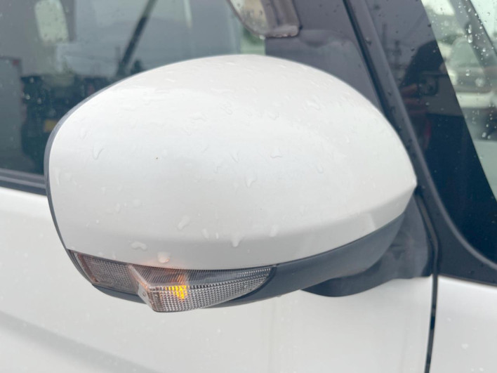 2018 Daihatsu Tanto DBA-LA600S (UW-6a111a9f87773)[17]