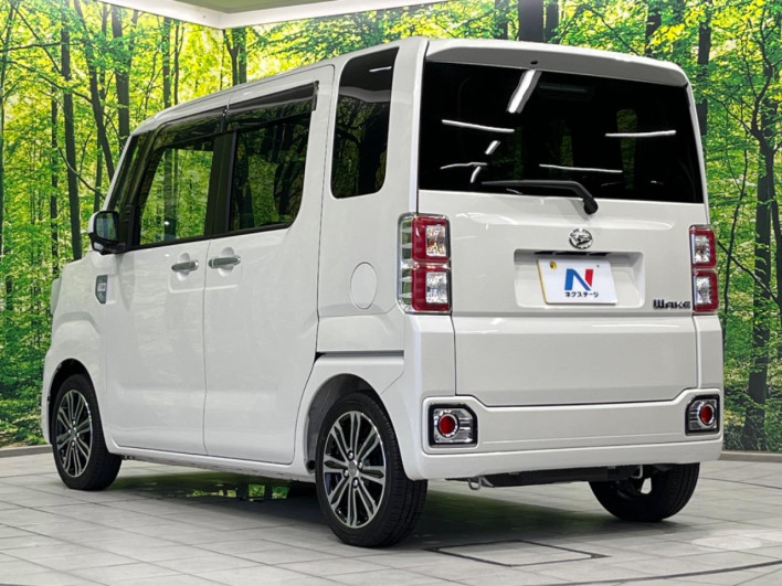 2017 Daihatsu Wake DBA-LA700S (UW-6a111aa743738)[16]