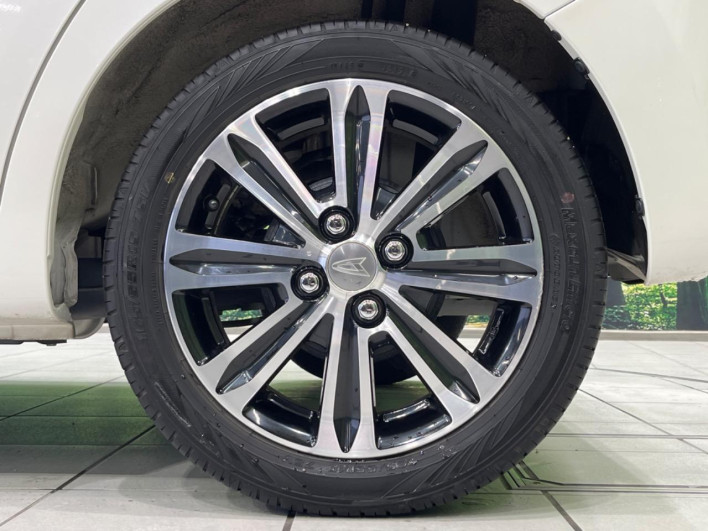 2017 Daihatsu Wake DBA-LA700S (UW-6a111aa743738)[23]