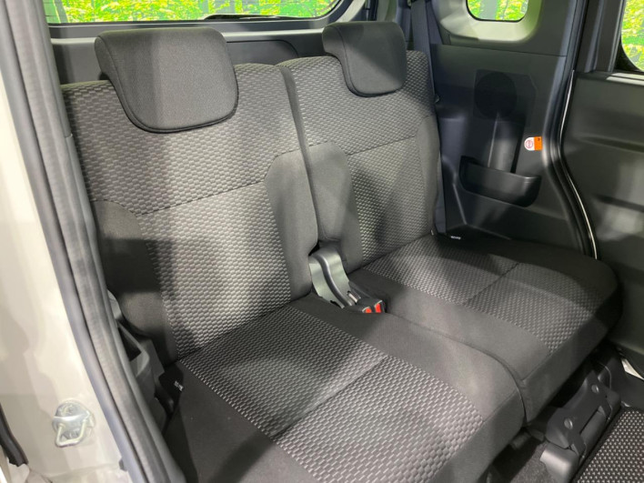 2017 Daihatsu Wake DBA-LA700S (UW-6a111aa743738)[29]