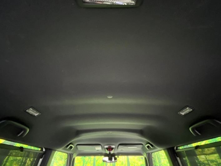 2018 Daihatsu Wake DBA-LA700S (UW-6a111aa781a32)[16]