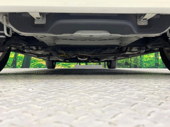 2018 Daihatsu Wake DBA-LA700S (UW-6a111aa781a32)[17]