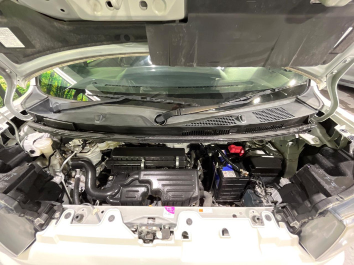 2018 Daihatsu Wake DBA-LA700S (UW-6a111aa781a32)[4]